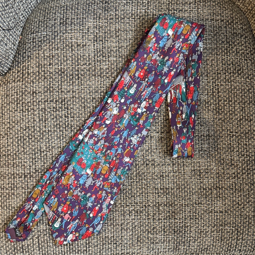 Where’s Waldo silk tie